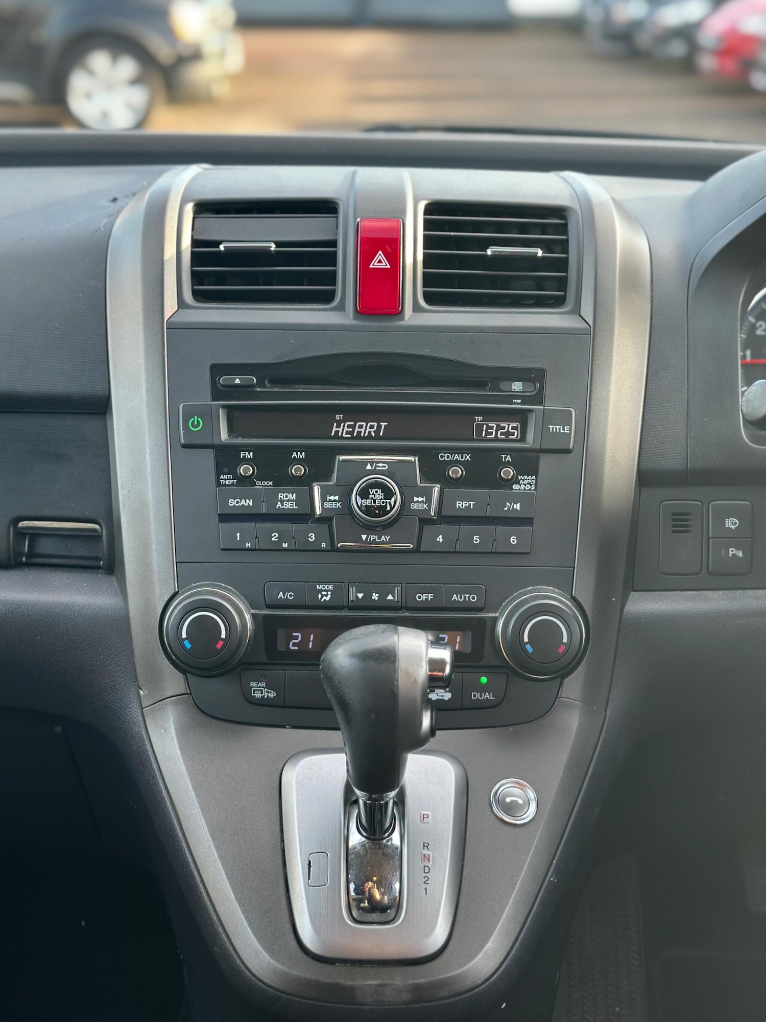 Used Honda CR-V 2011 for sale - 77396692: Photo 17