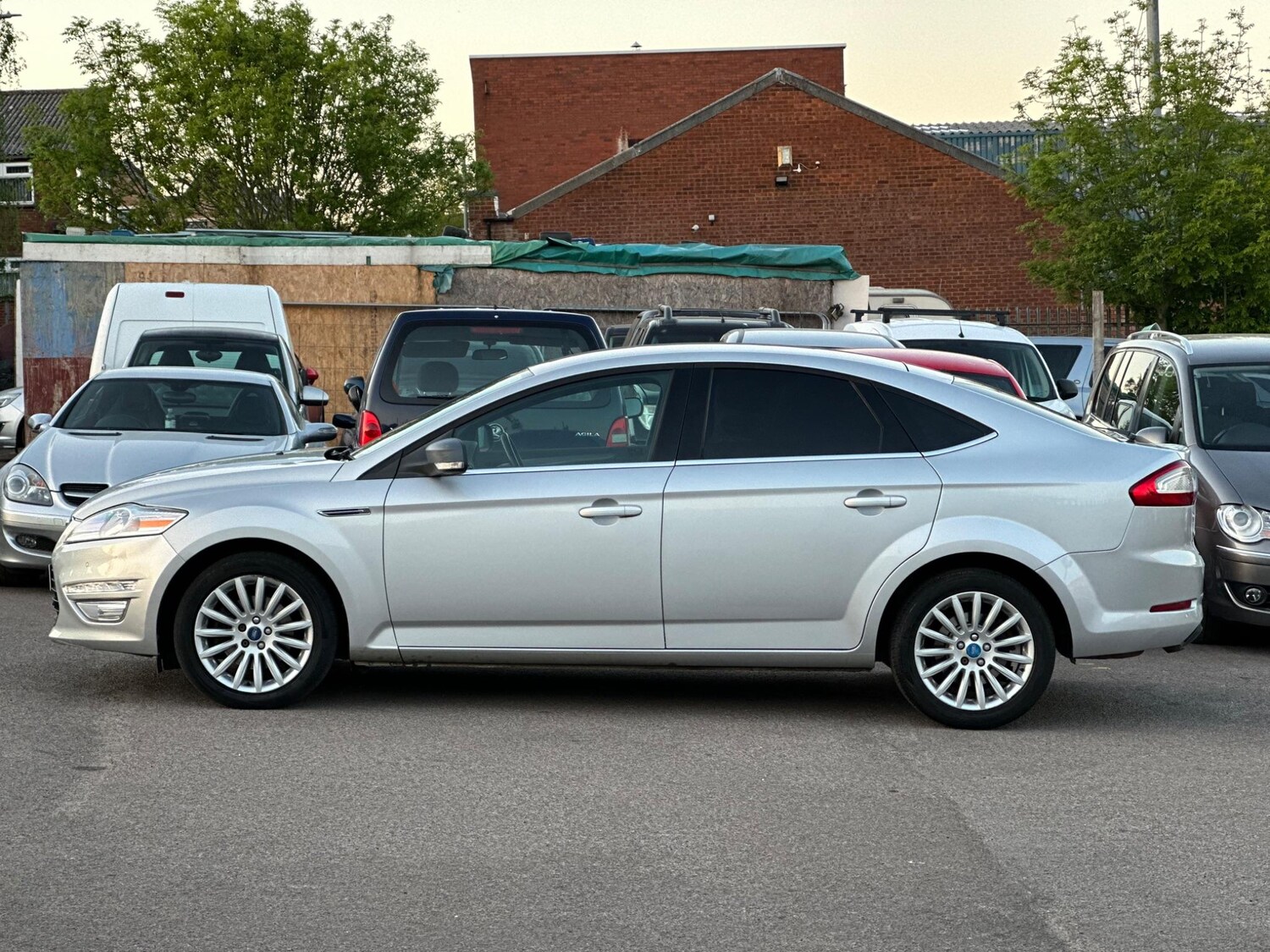 Used Ford Mondeo 2012 for sale - 77396398: Photo 38