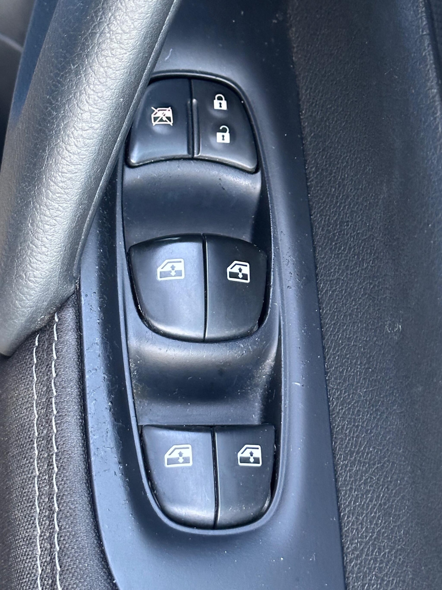 Used Nissan Qashqai 2017 for sale - 77386525: Photo 14