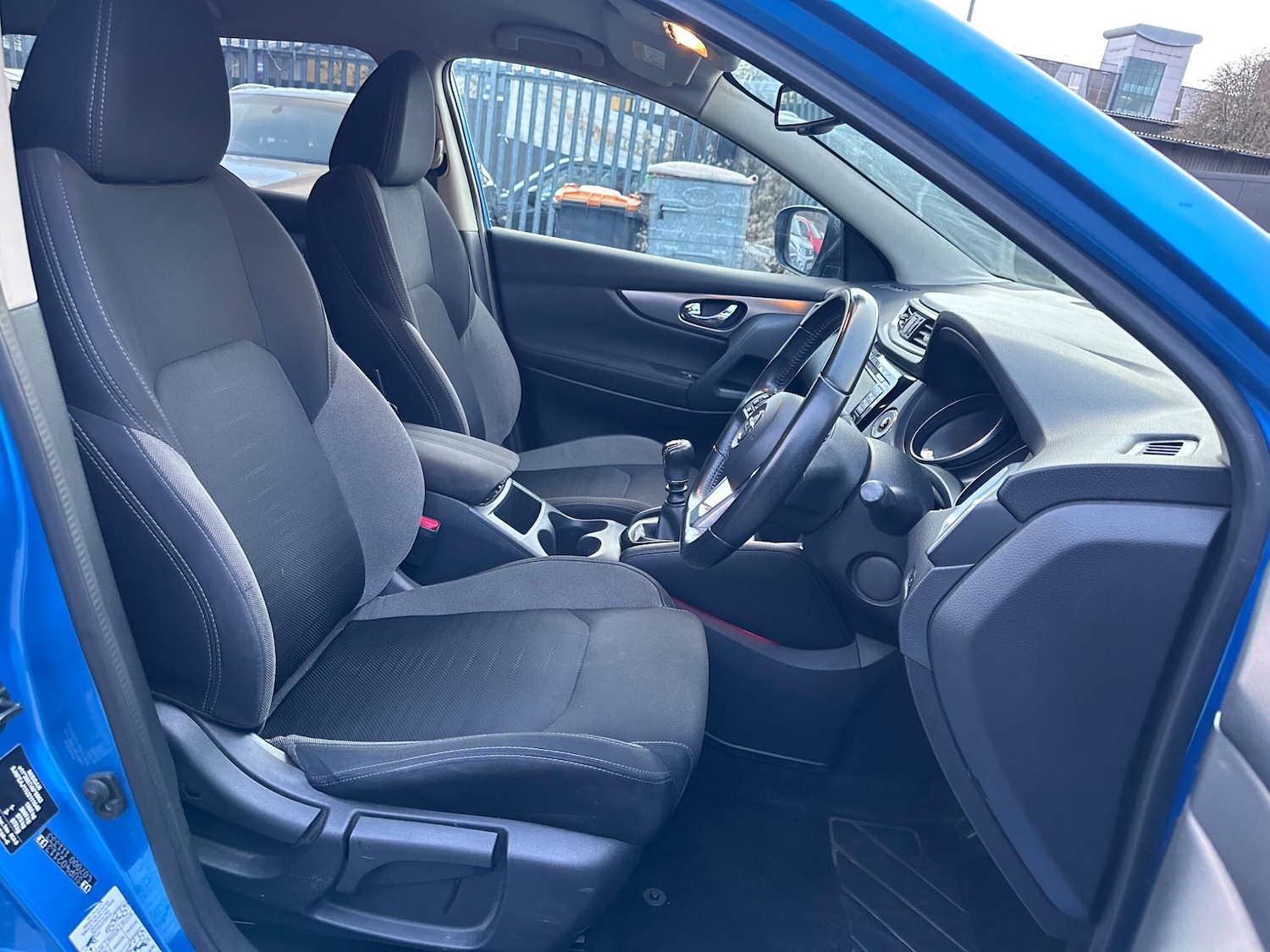 Used Nissan Qashqai 2017 for sale - 77386525: Photo 2