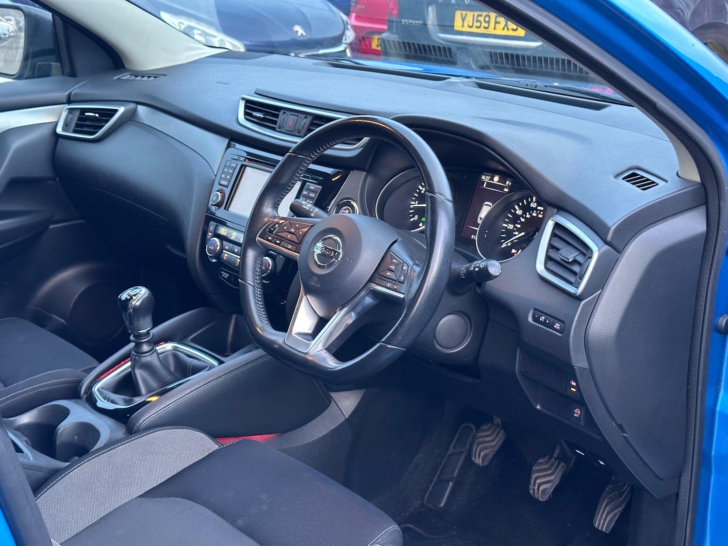 Used Nissan Qashqai 2017 for sale - 77386525: Photo 28