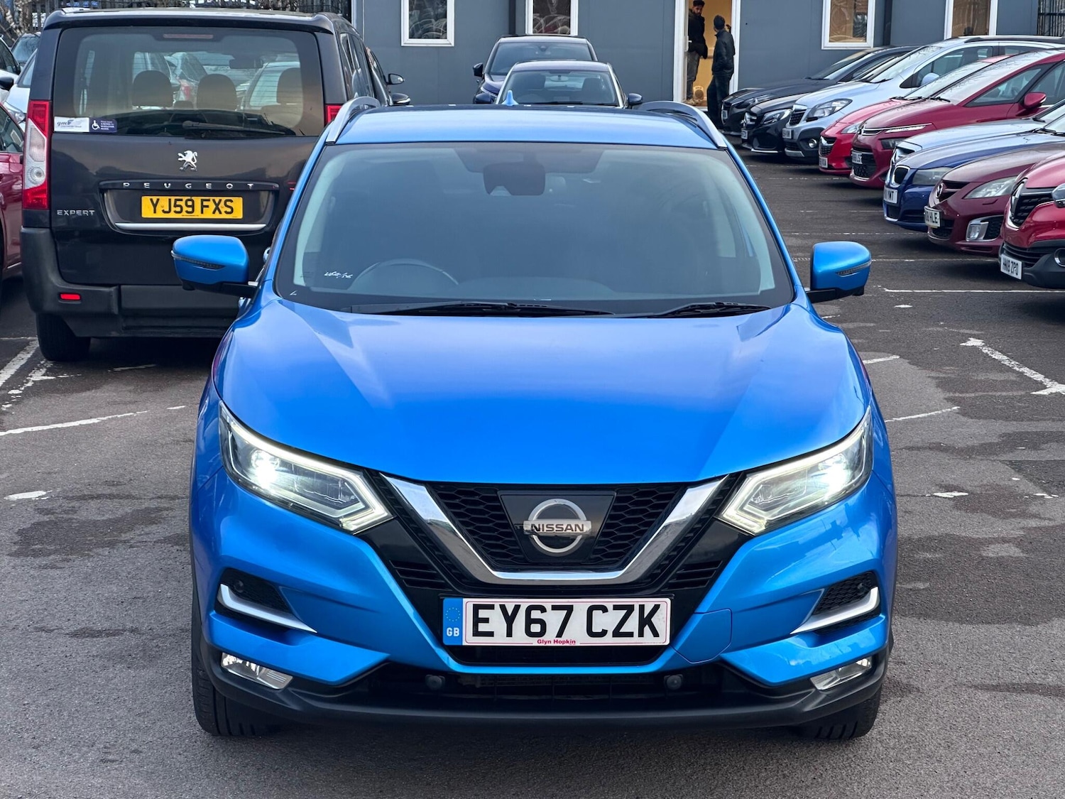 Used Nissan Qashqai 2017 for sale - 77386525: Photo 44
