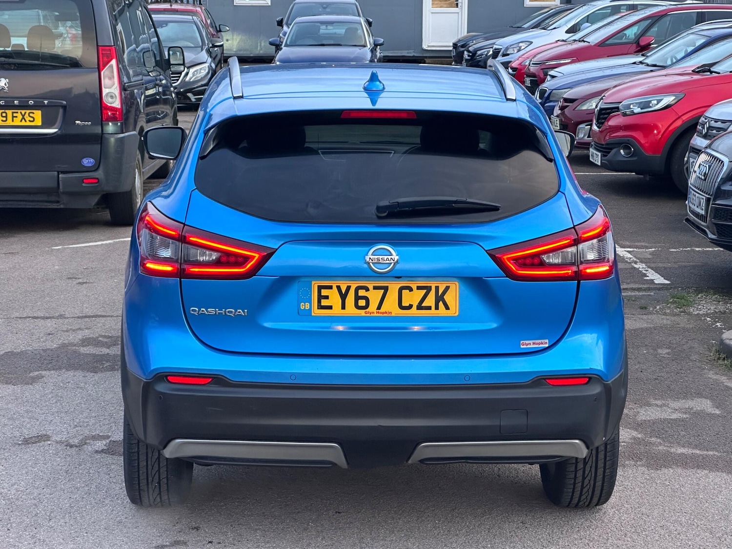 Used Nissan Qashqai 2017 for sale - 77386525: Photo 7