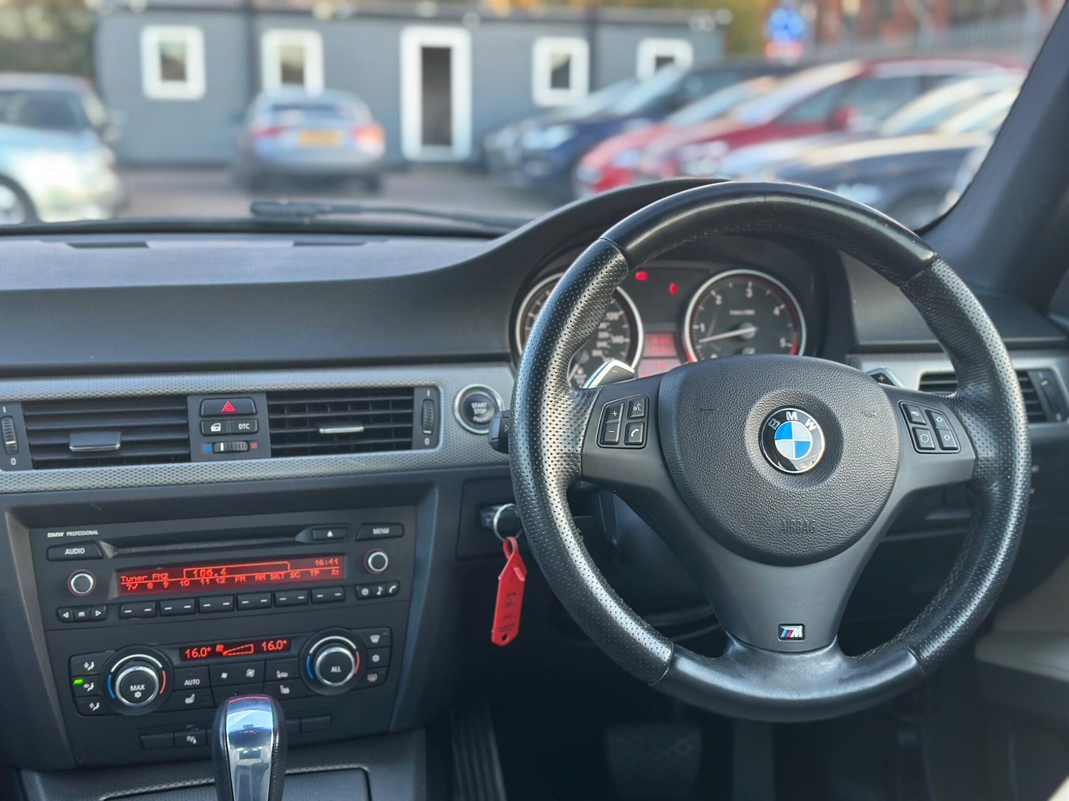 Used BMW 3 Series 2011 for sale - 77396519: Photo 26