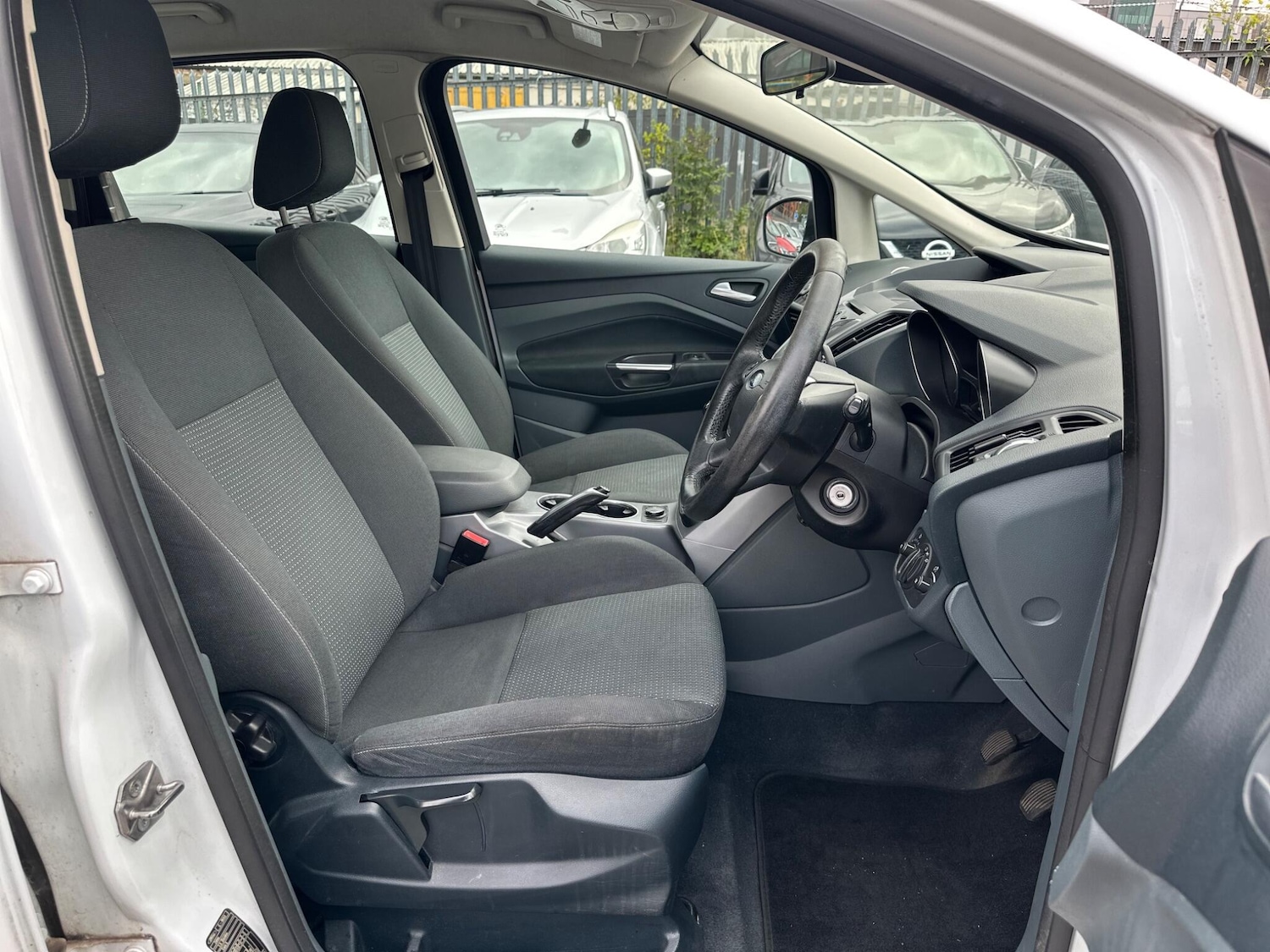 Used Ford C-Max 2013 for sale - 77377697: Photo 3