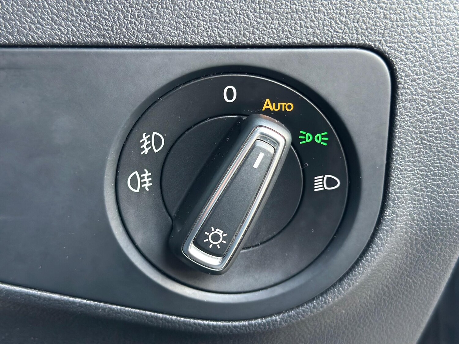 Used Volkswagen Tiguan 2017 for sale - 77396160: Photo 25