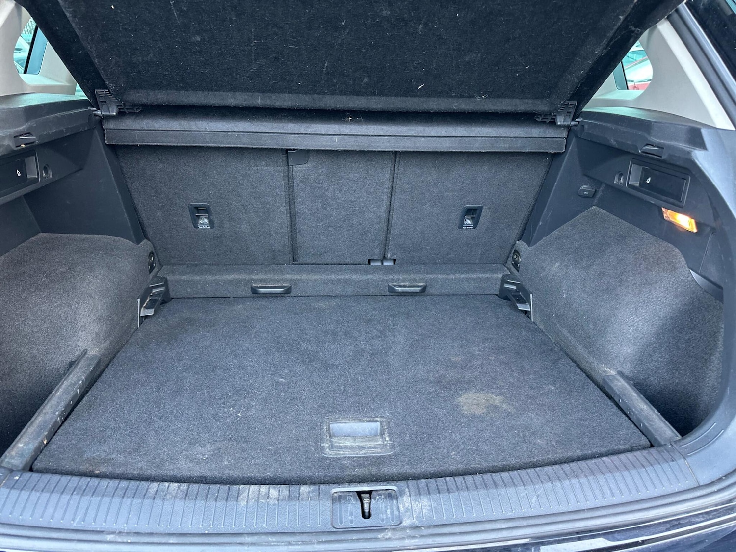 Used Volkswagen Tiguan 2017 for sale - 77396160: Photo 37