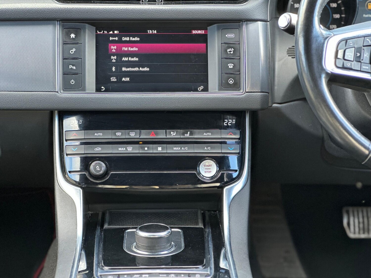 Used Jaguar XF 2018 for sale - 77468352: Photo 13