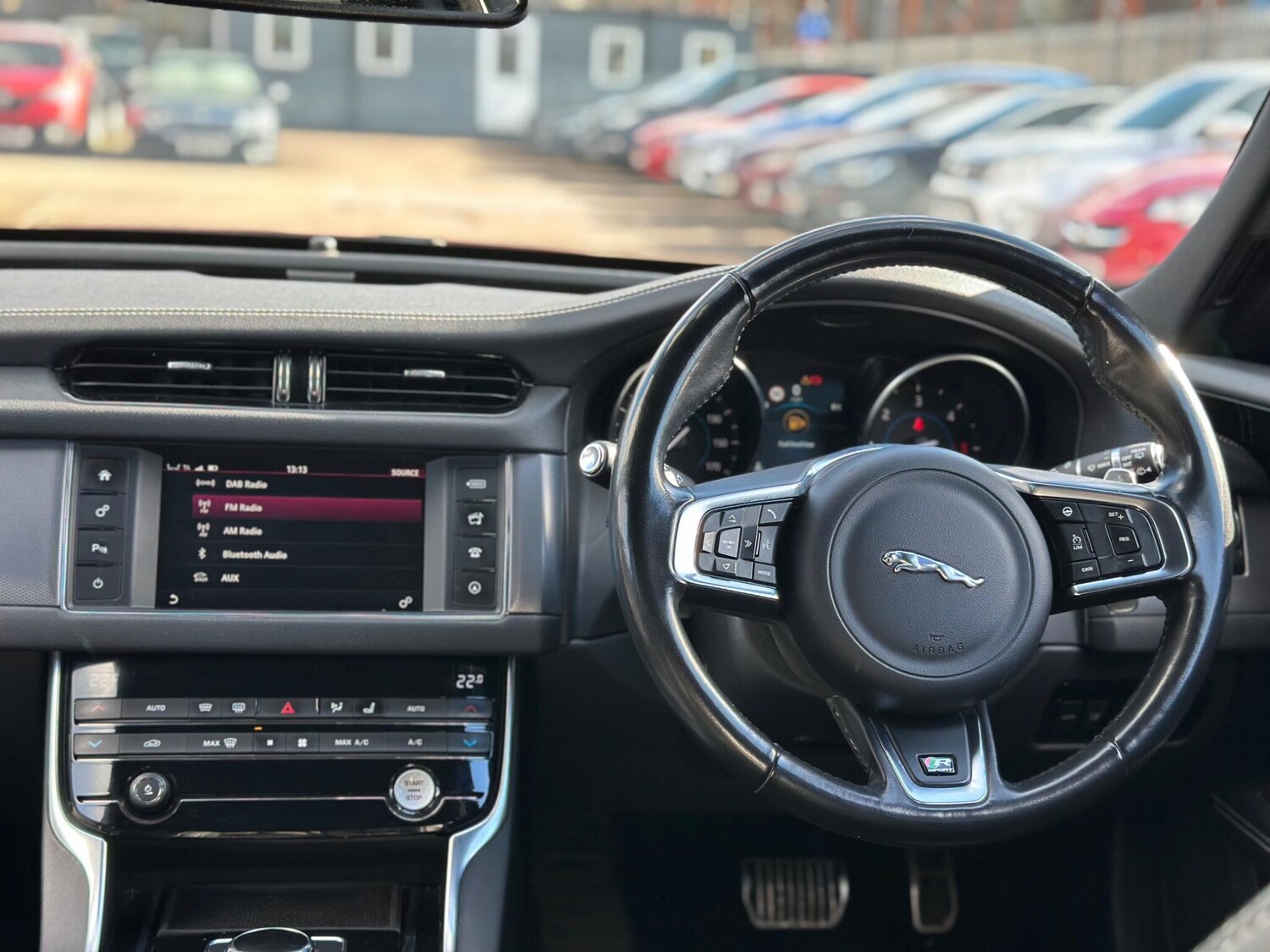 Used Jaguar XF 2018 for sale - 77468352: Photo 14