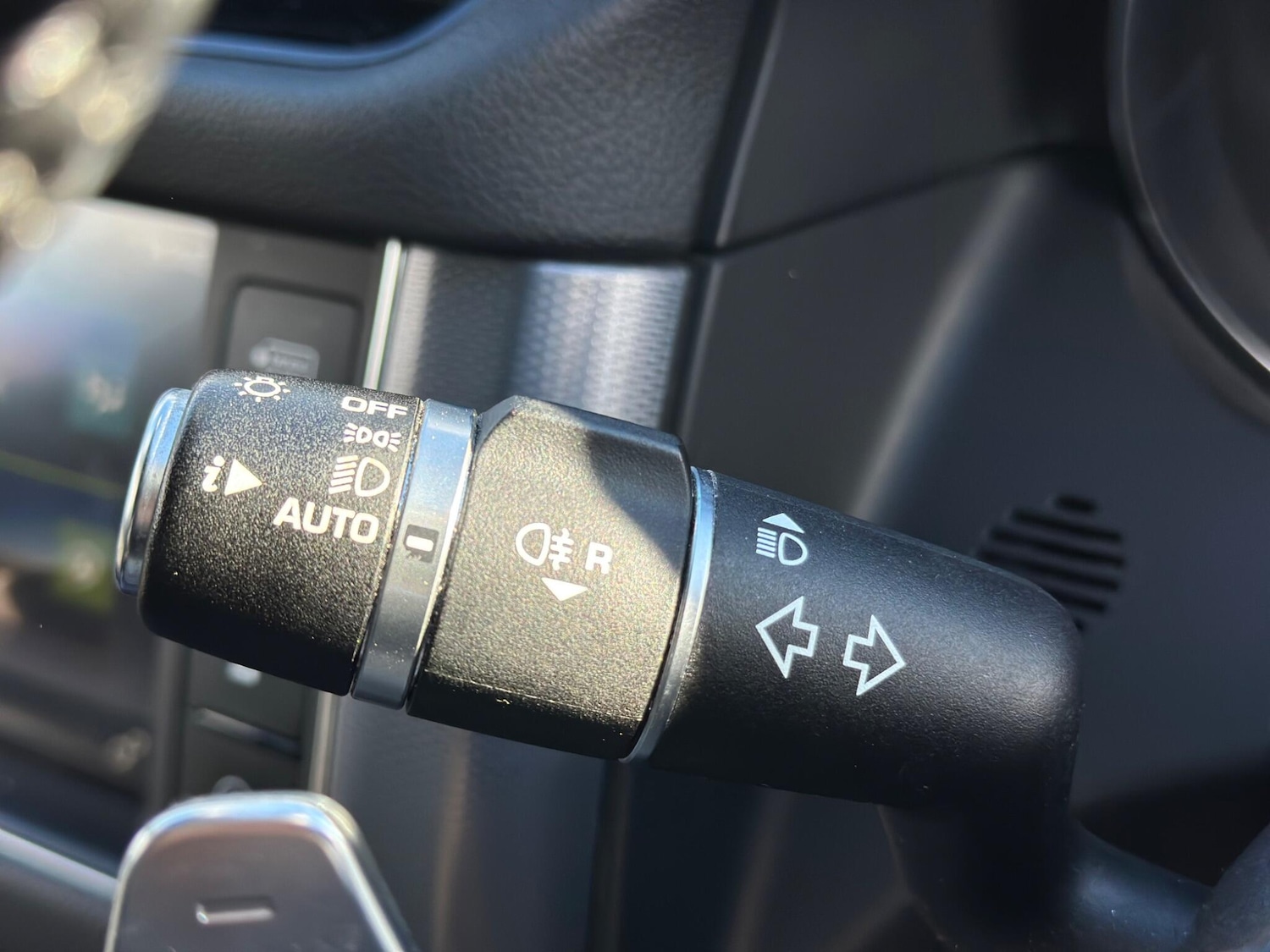 Used Jaguar XF 2018 for sale - 77468352: Photo 26