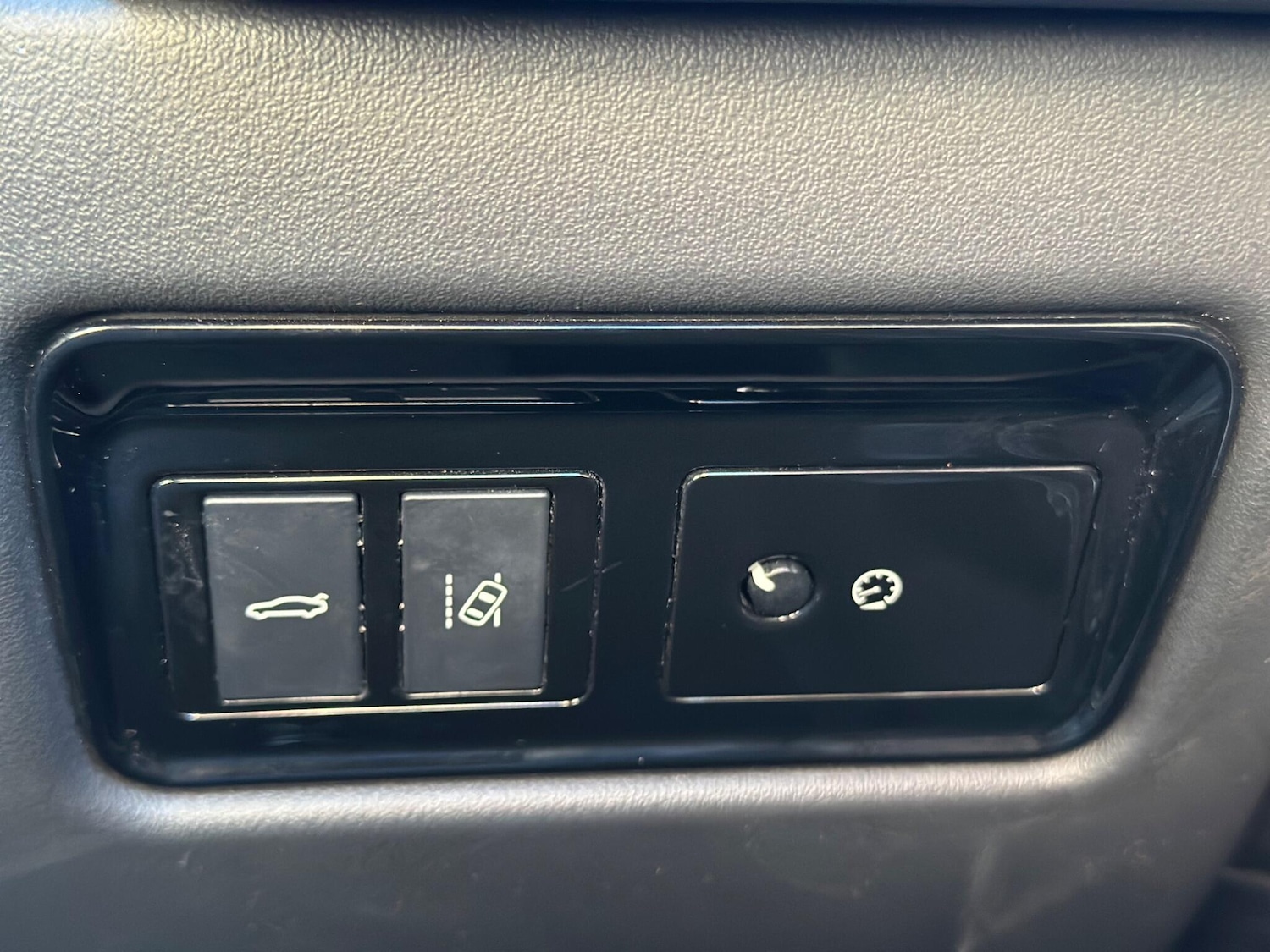 Used Jaguar XF 2018 for sale - 77468352: Photo 29