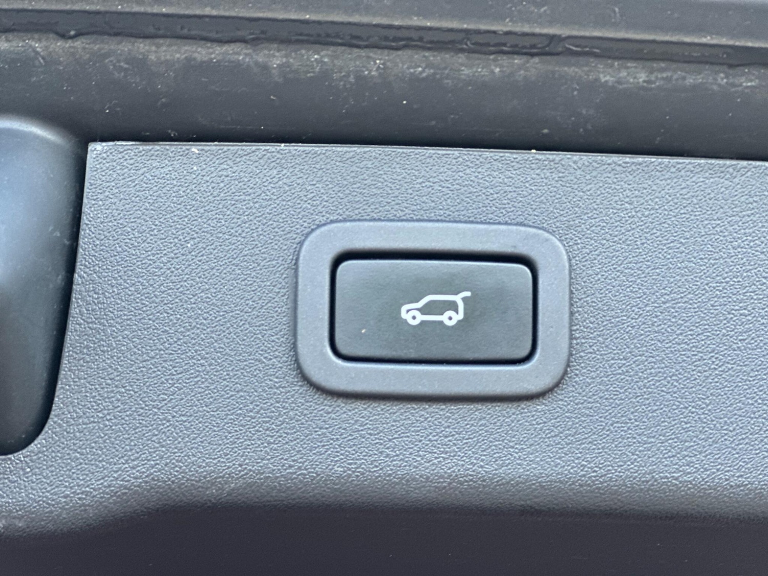 Used Jaguar XF 2018 for sale - 77468352: Photo 45