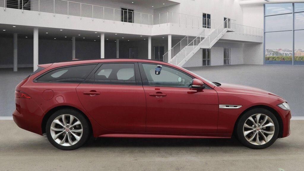 Used Jaguar XF 2018 for sale - 77468352: Photo 5
