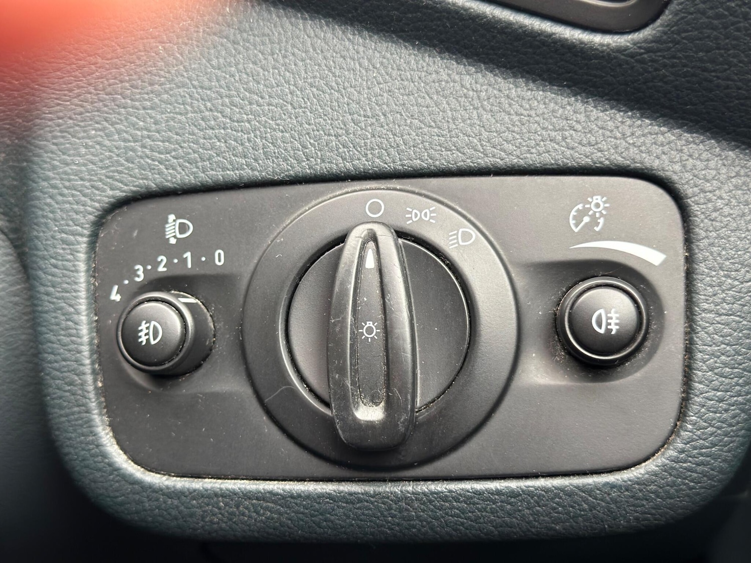 Used Ford C-Max 2013 for sale - 77396408: Photo 17