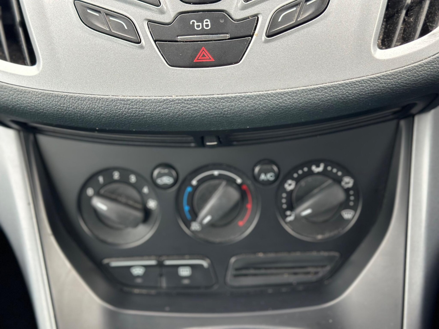 Used Ford C-Max 2013 for sale - 77396408: Photo 18