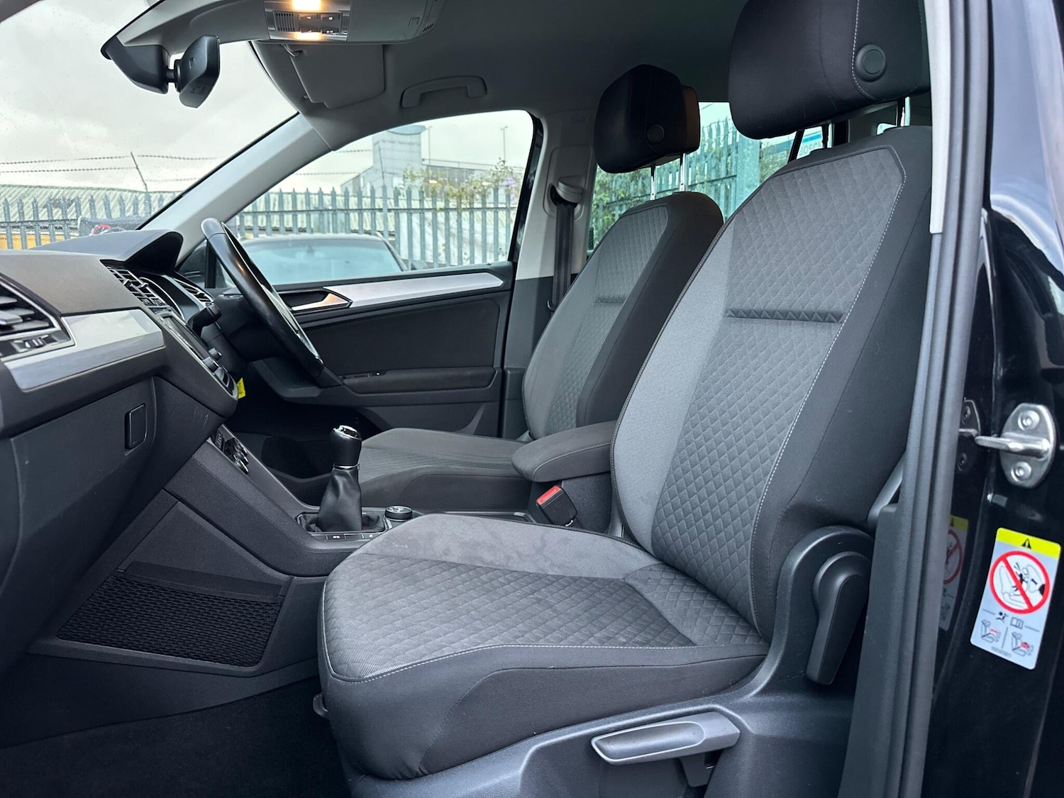 Used Volkswagen Tiguan 2017 for sale - 77396460: Photo 27