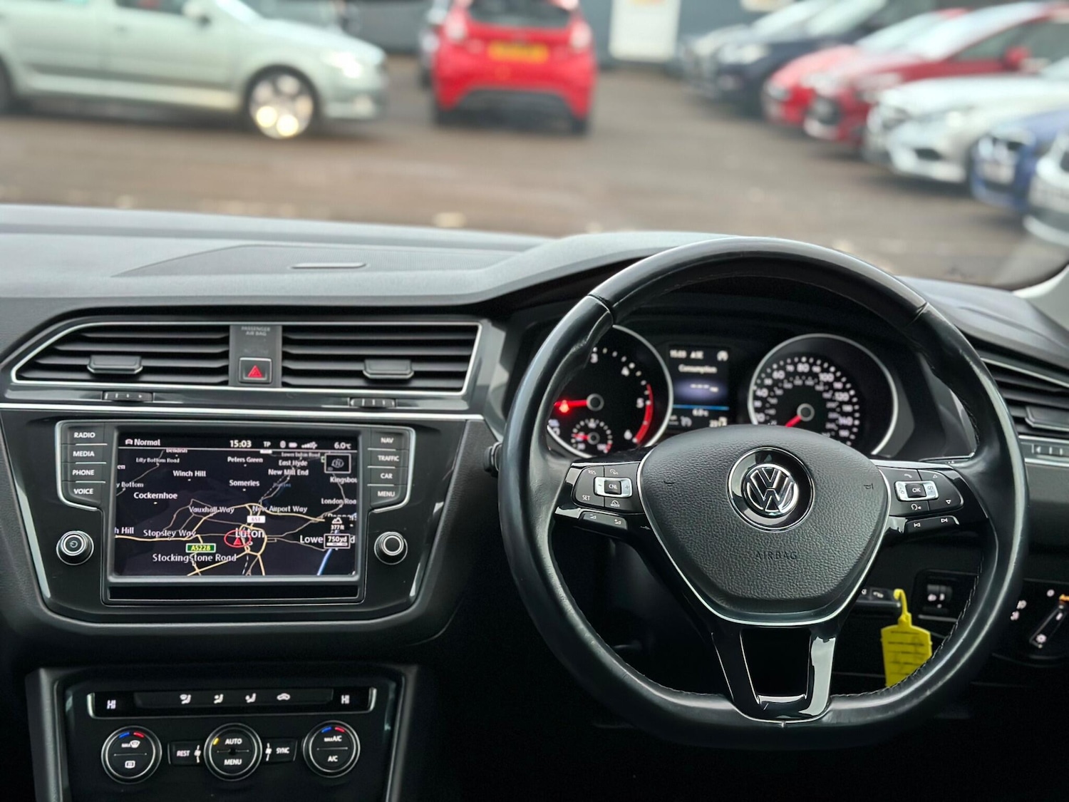 Used Volkswagen Tiguan 2017 for sale - 77396460: Photo 3