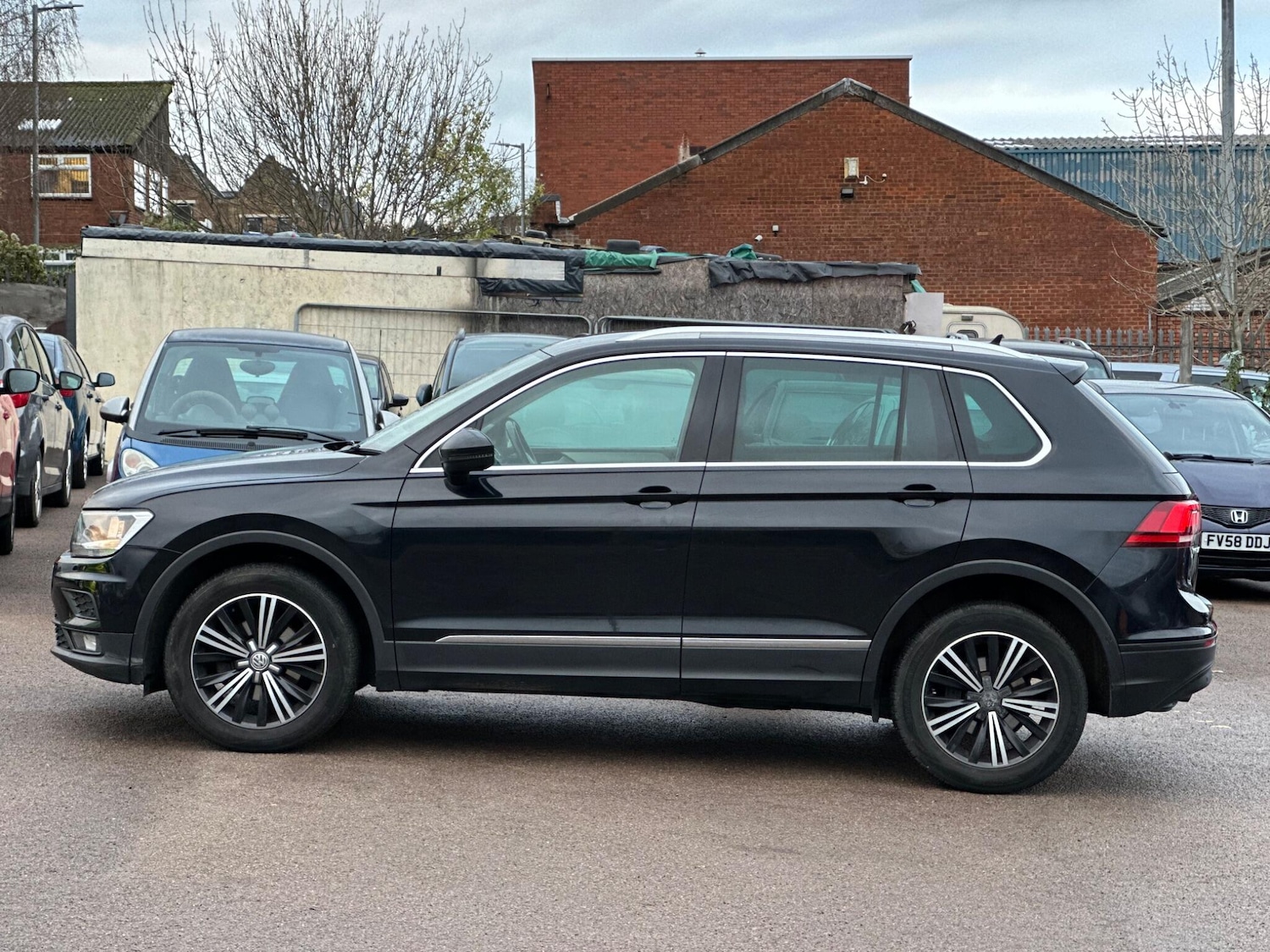 Used Volkswagen Tiguan 2017 for sale - 77396460: Photo 49