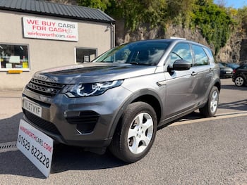 Used Land Rover Discovery Sport 2017 for sale - 79655800: Photo