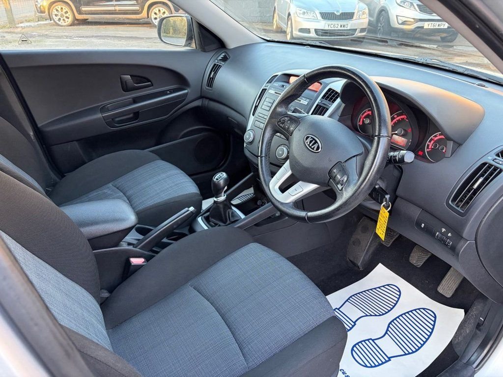 Used Kia Ceed 2011 for sale - 77384654: Photo 9