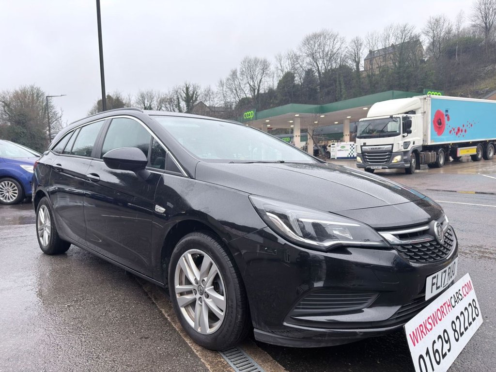 Used Vauxhall Astra 2017 for sale - 77341889: Photo 2