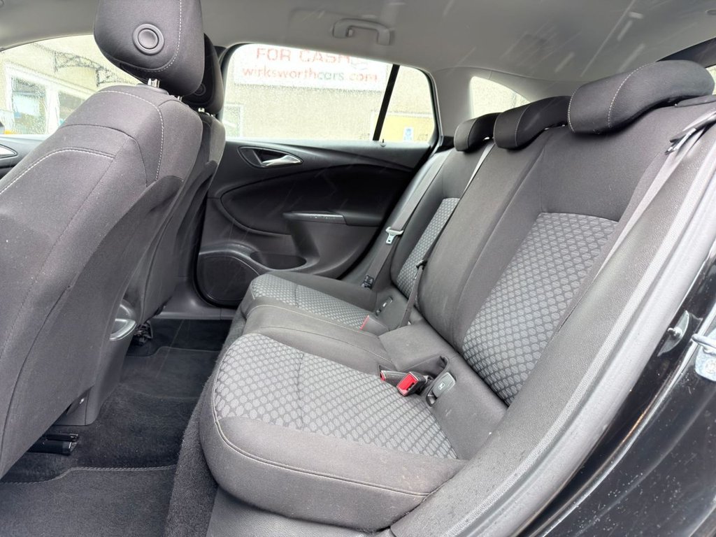 Used Vauxhall Astra 2017 for sale - 77341889: Photo 7