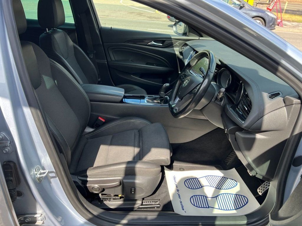 Used Vauxhall Insignia 2017 for sale - 76740307: Photo 8
