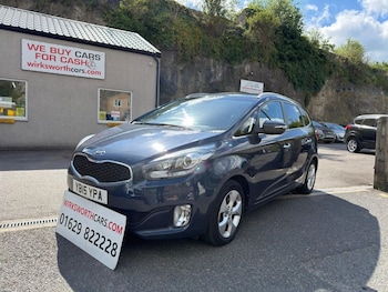 Used Kia Carens 2015 for sale - 78501401: Photo
