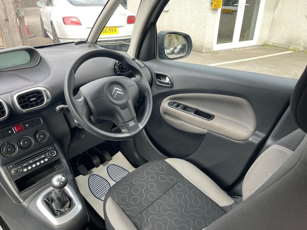 Used Citroen C3 Picasso 2011 for sale - 74866084: Photo 16