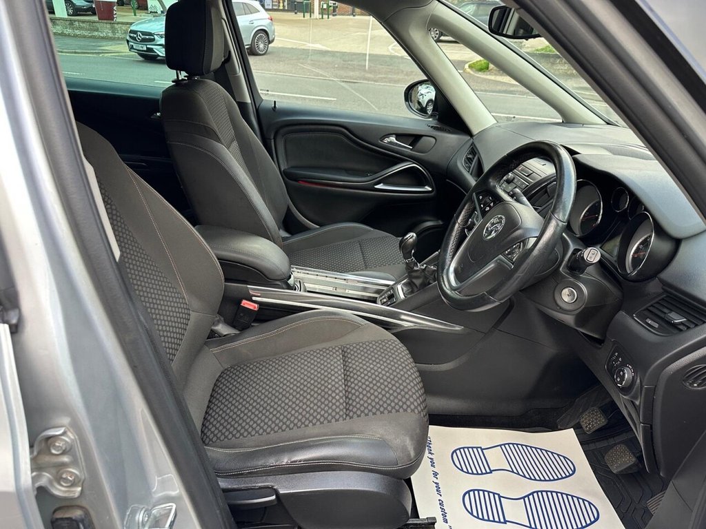Used Vauxhall Zafira Tourer 2016 for sale - 76235943: Photo 9