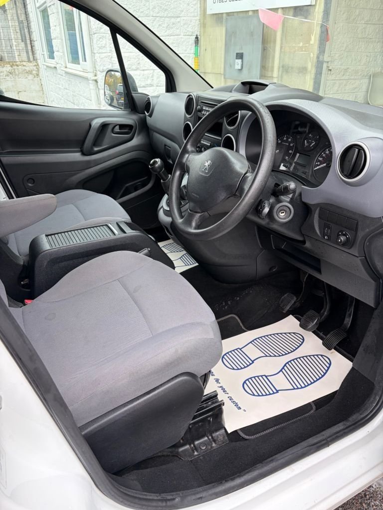 Used Peugeot Partner 2014 for sale - 77384391: Photo 9