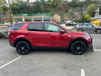 Used Land Rover Discovery Sport 2016 for sale - 76223443: Photo 4