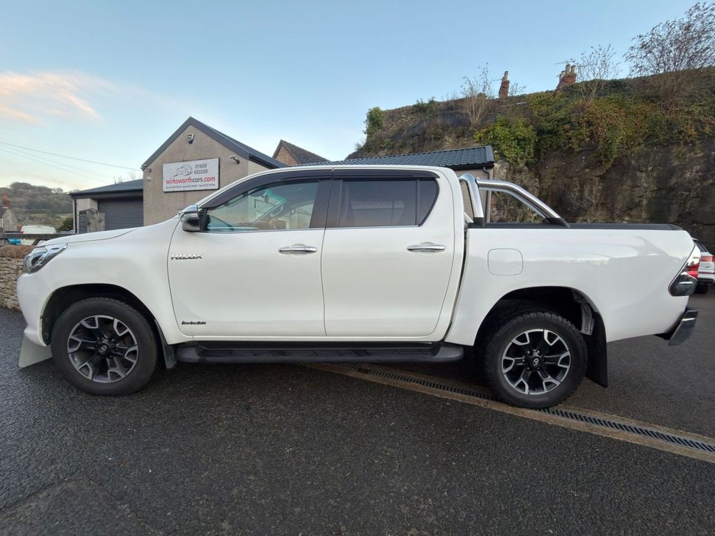 Used Toyota Hilux 2017 for sale - 76797954: Photo 13