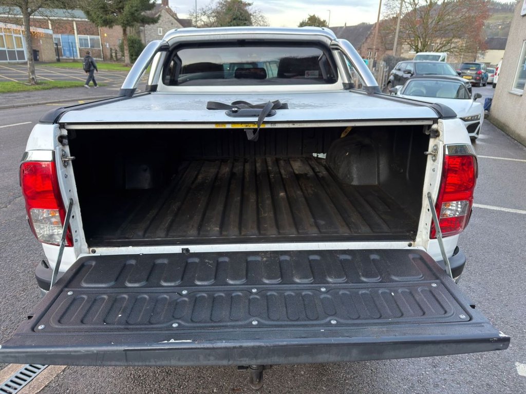 Used Toyota Hilux 2017 for sale - 76797954: Photo 15