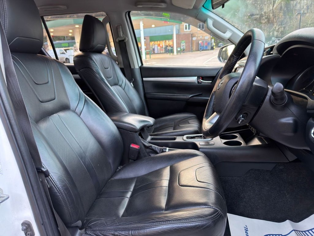 Used Toyota Hilux 2017 for sale - 76797954: Photo 5