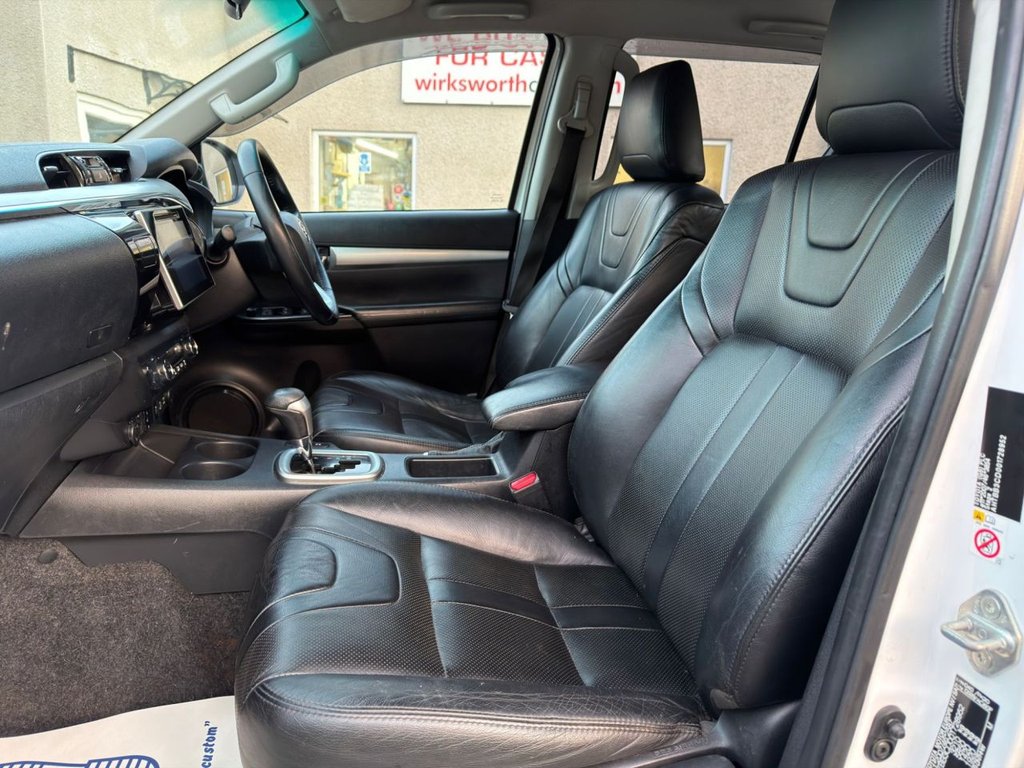 Used Toyota Hilux 2017 for sale - 76797954: Photo 7