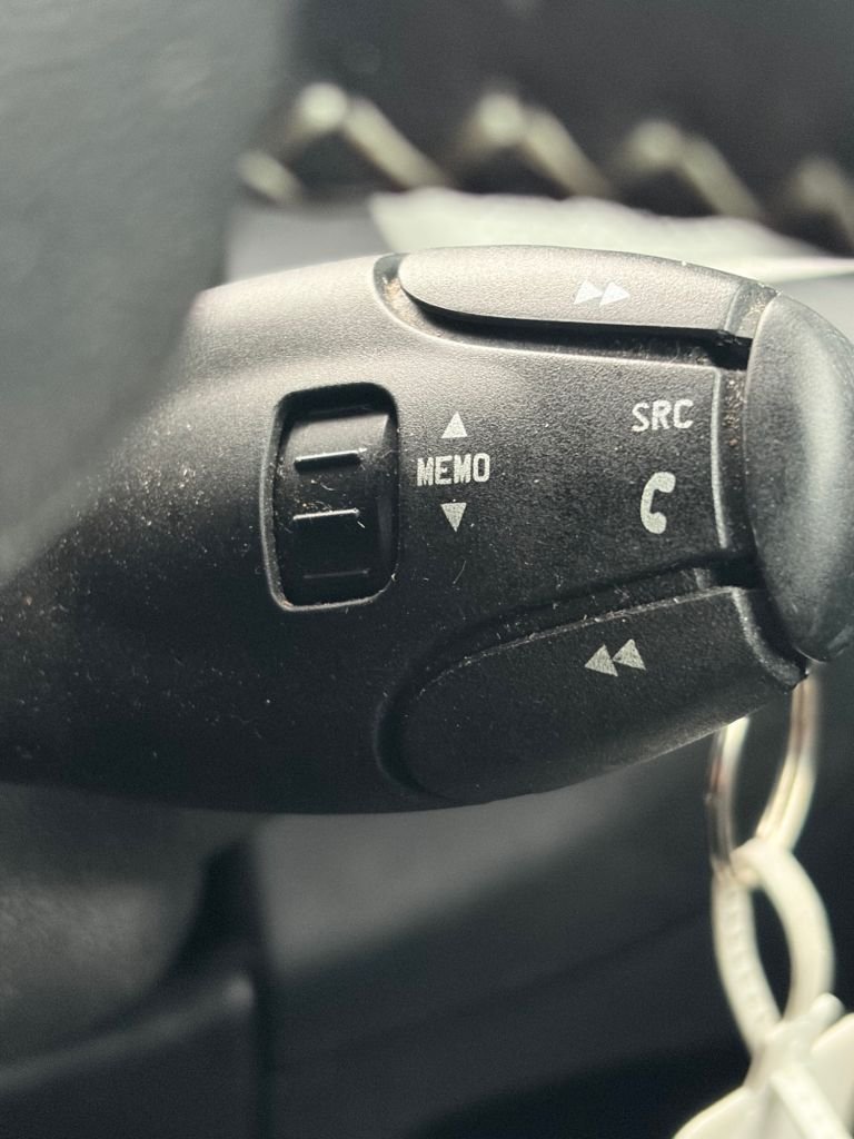 Used Citroen C3 Picasso 2011 for sale - 76820940: Photo 16