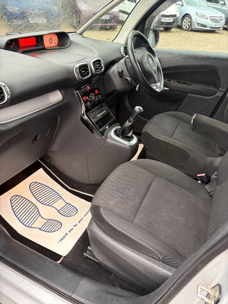 Used Citroen C3 Picasso 2011 for sale - 76820940: Photo 22