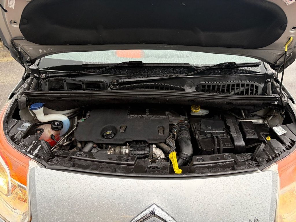 Used Citroen C3 Picasso 2011 for sale - 76820940: Photo 23