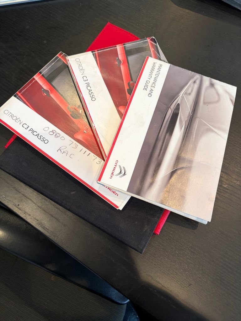 Used Citroen C3 Picasso 2011 for sale - 76820940: Photo 24