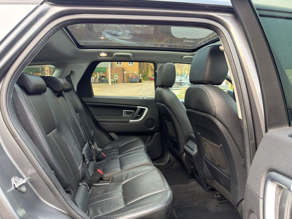 Used Land Rover Discovery Sport 2017 for sale - 76797798: Photo 6