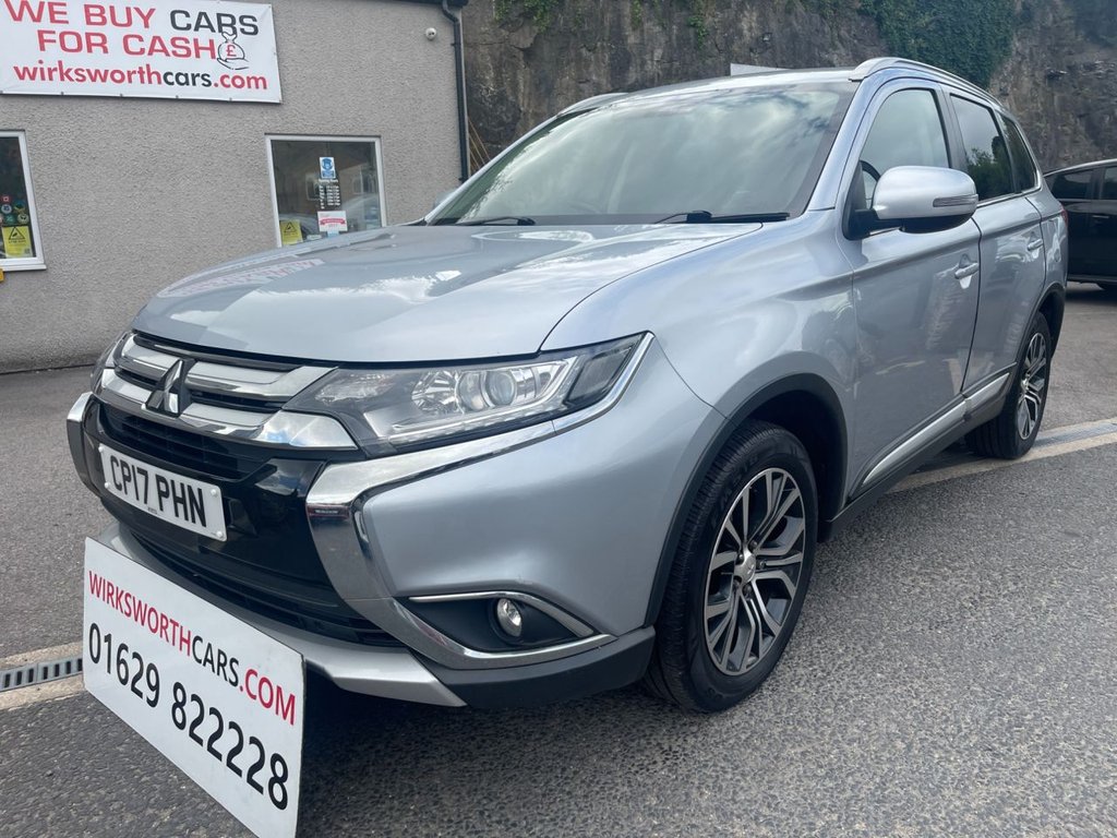 Used Mitsubishi Outlander 2017 for sale - 76162863: Photo 1