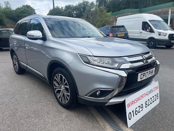 Used Mitsubishi Outlander 2017 for sale - 76162863: Photo 2