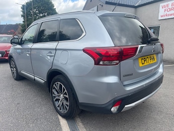 Used Mitsubishi Outlander 2017 for sale - 76162863: Photo 4