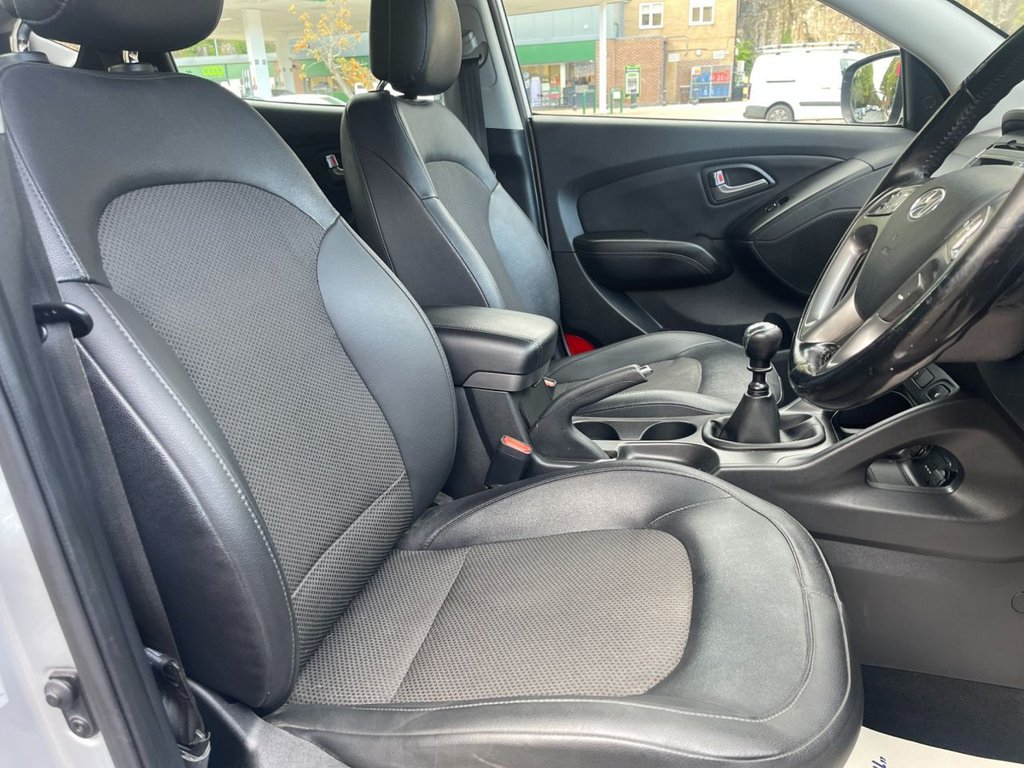 Used Hyundai Ix35 2015 for sale - 76356456: Photo 5