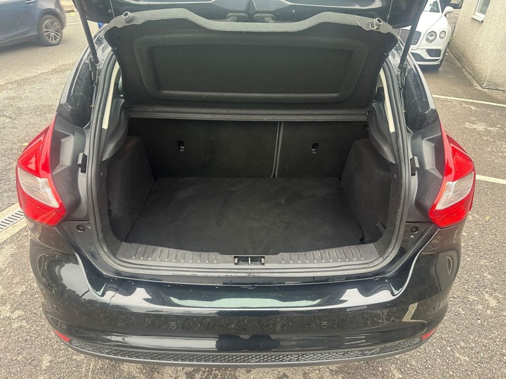 Used Ford Focus 2012 for sale - 76245366: Photo 12