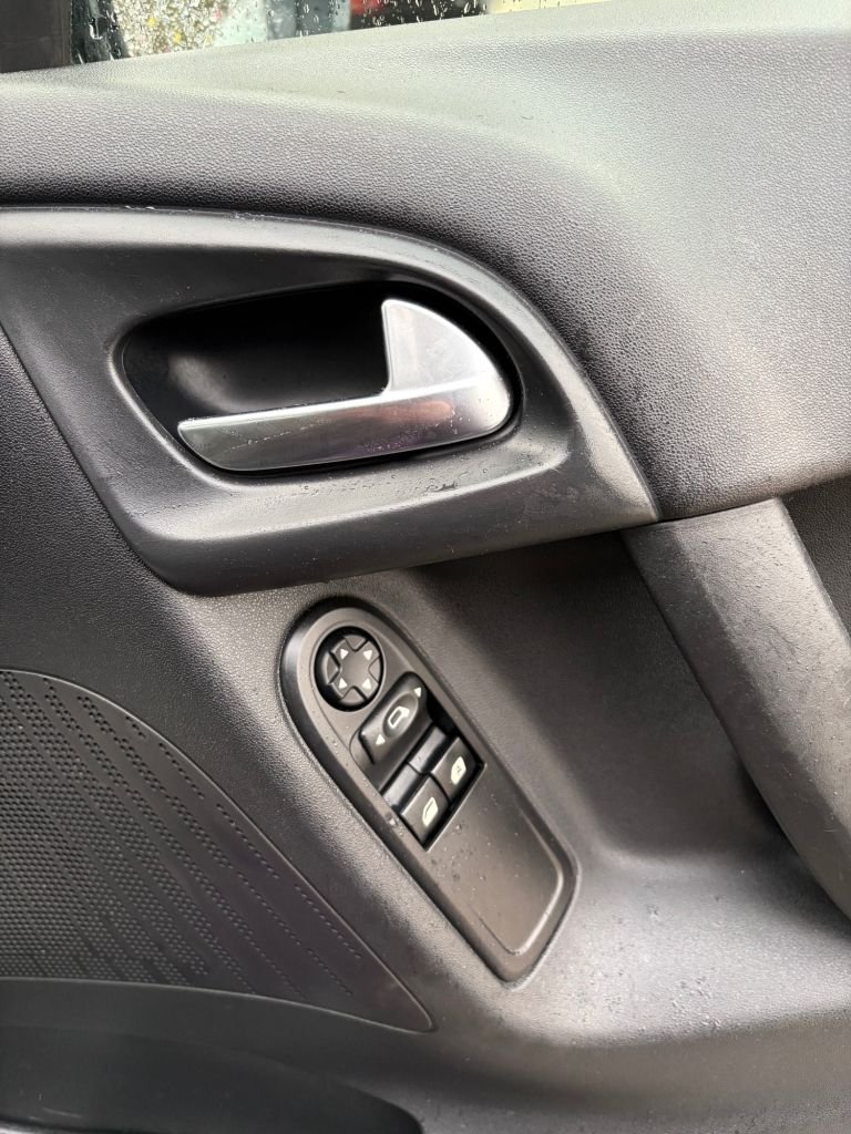 Used Citroen C3 2015 for sale - 76655380: Photo 7