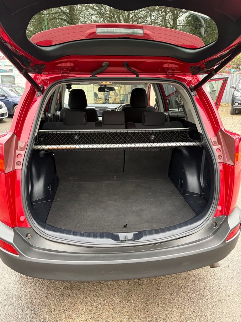 Used Toyota RAV4 2013 for sale - 77369825: Photo 24