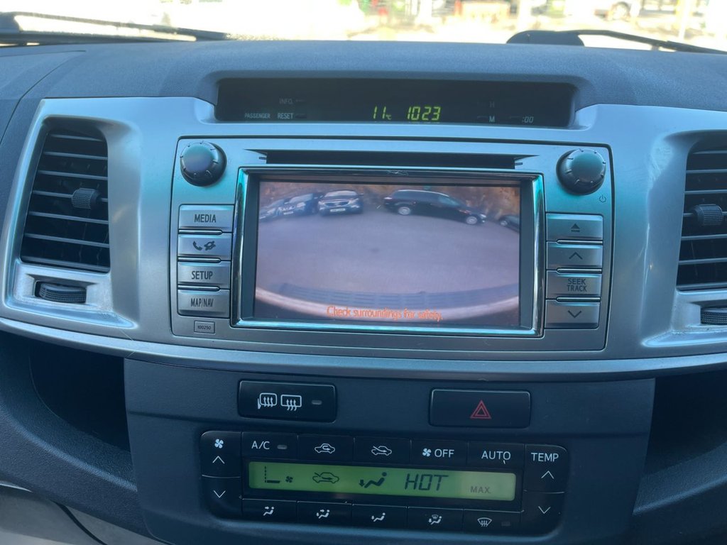 Used Toyota Hilux 2016 for sale - 76039119: Photo 14