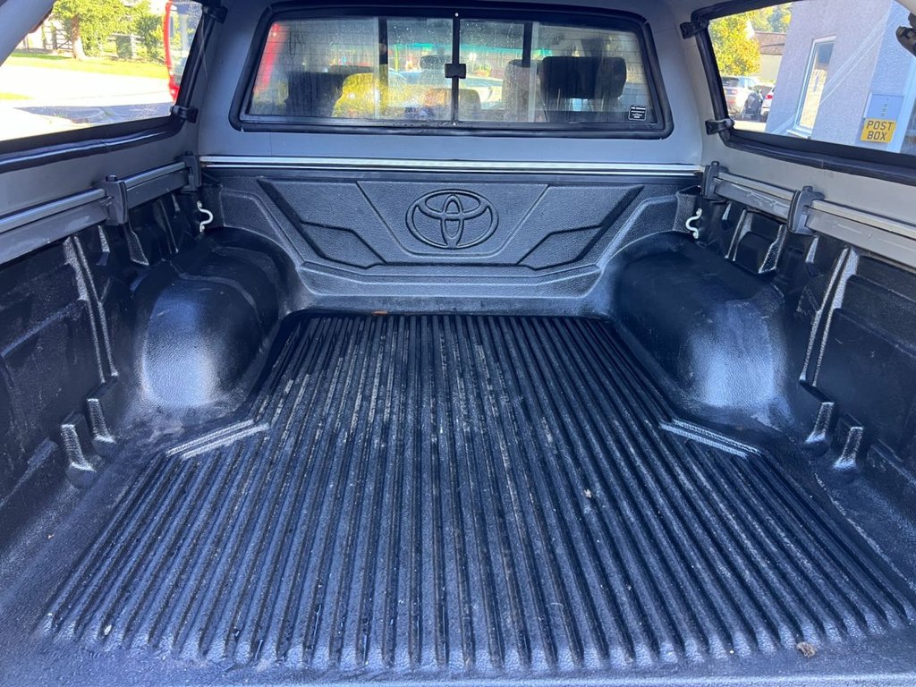 Used Toyota Hilux 2016 for sale - 76039119: Photo 18